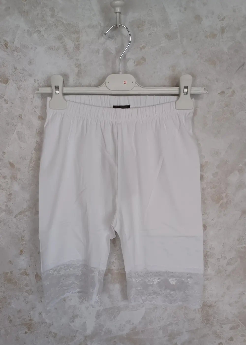 Biker pitsishortsit zeze malus 889 valkoinen | caprit ja shortsit