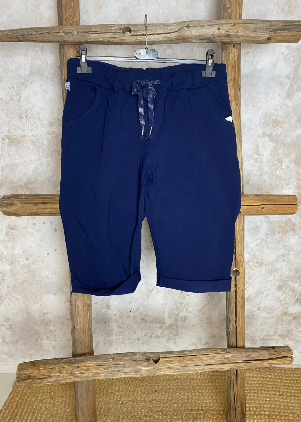 Caprit pluskoko 570 eri värejä 0525 | sininen | caprit ja shortsit