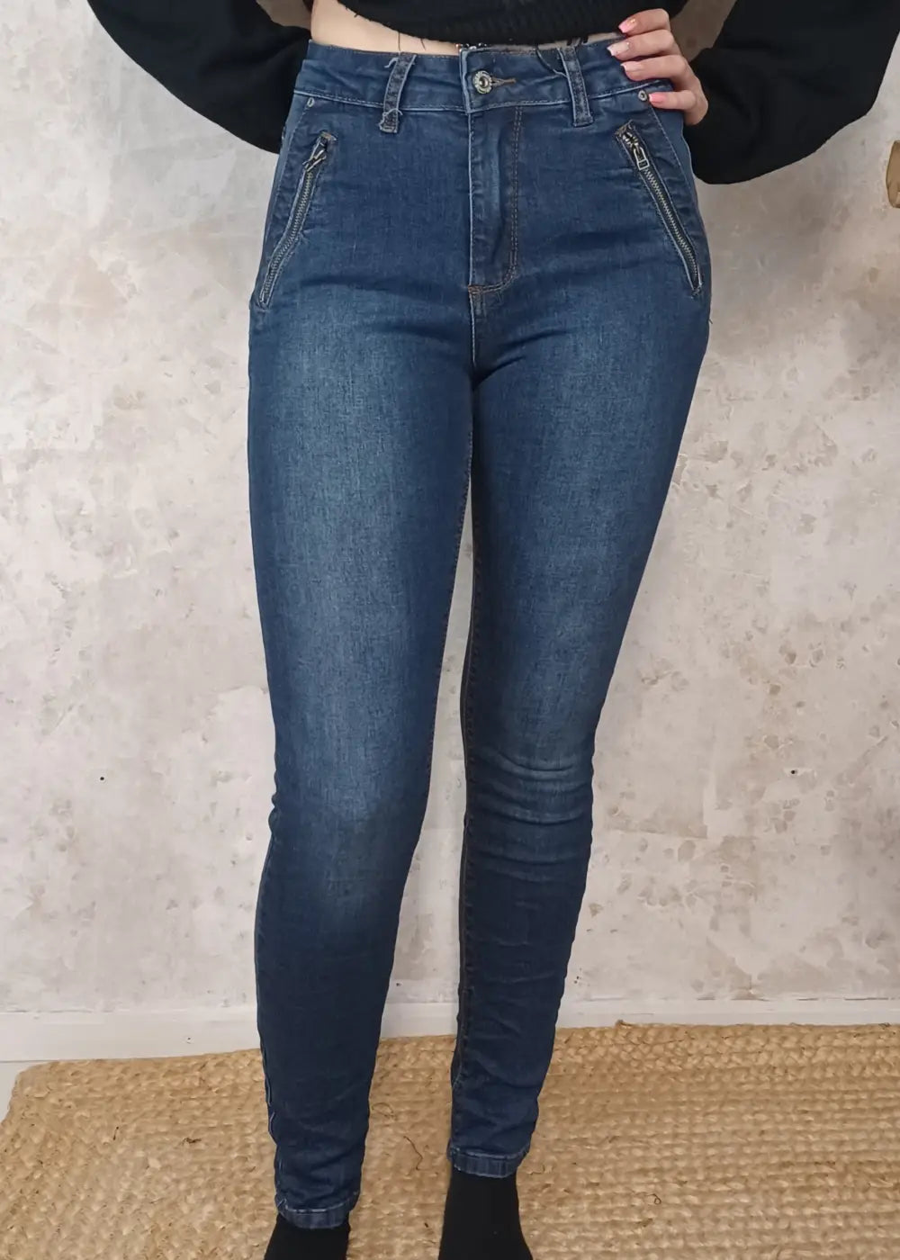 Farkku mapp katy tummapesu kulutettu - farkku