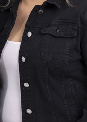 Musta stretch-farkkurotsi naisille – joustava, tyylikäs ja monikäyttöinen takki arkeen ja vapaa-aikaan.