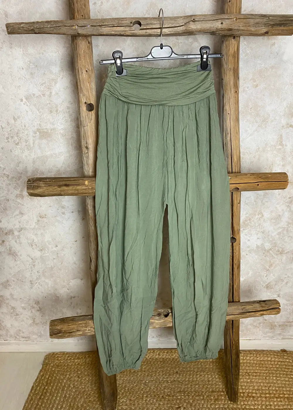 Haaremihousut eri värejä 0525 - khakin vihreä - housut