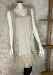 Hihaton mekko kerttu eri värejä 0224