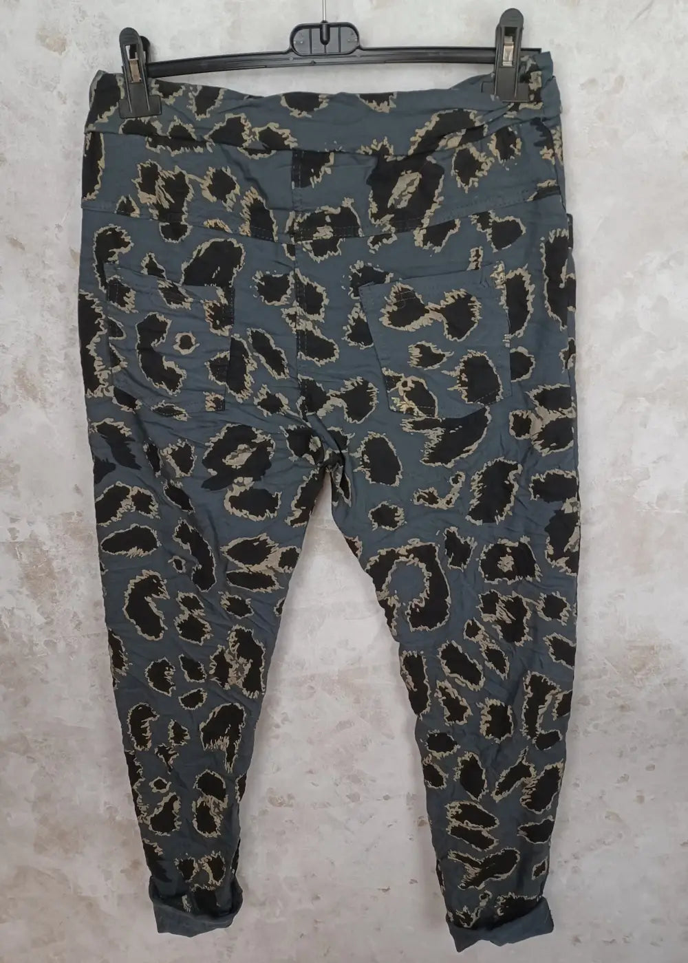 Housut Kitty eri värejä 1223