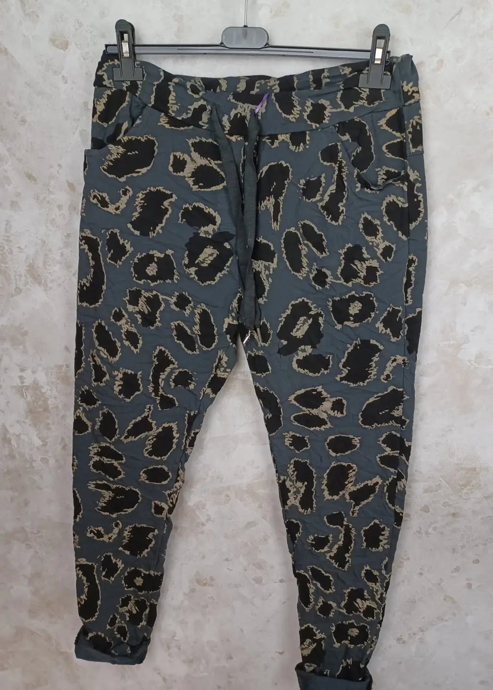 Housut Kitty eri värejä 1223