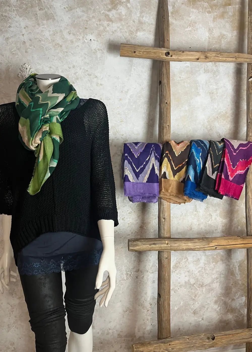 Huivi Edit eri värejä 0925