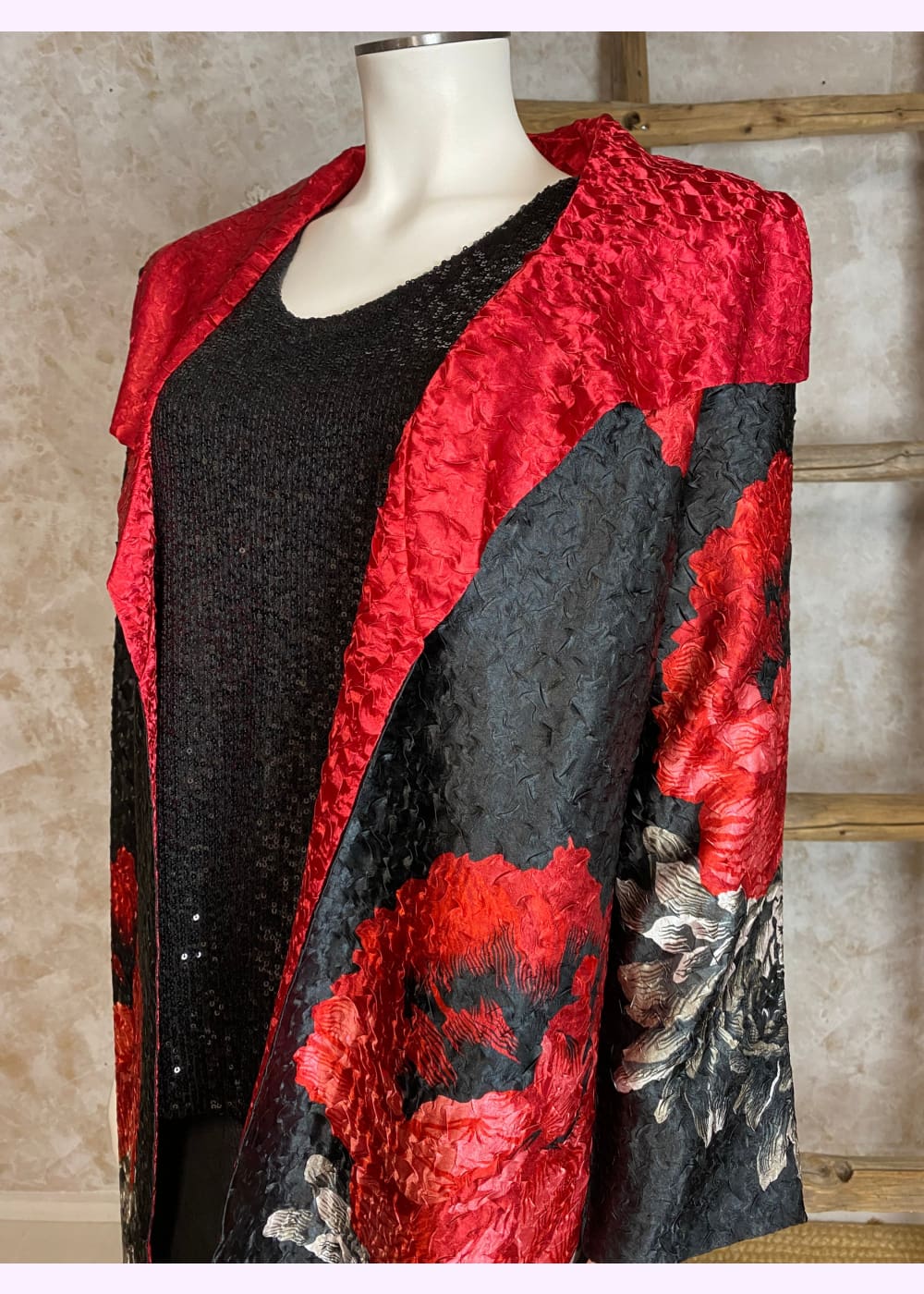 Kääntöjakku red rose punamusta 1124 - takki