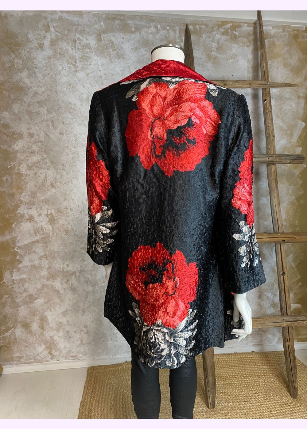 Kääntöjakku red rose punamusta 1124 - takki