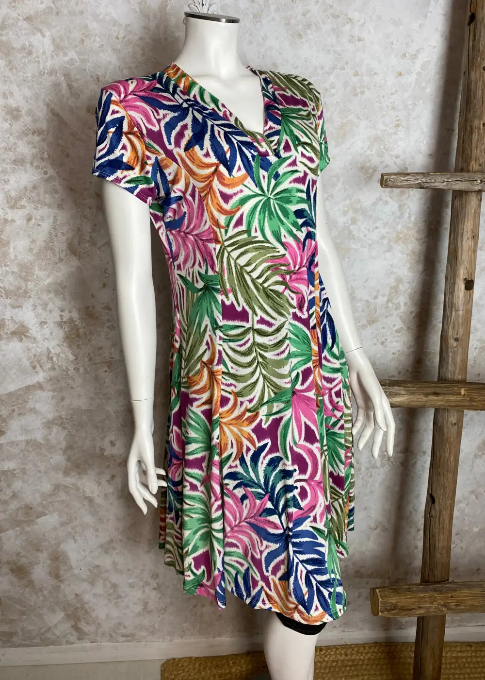 Mekko jy emily värikäs 0625 | mekko
