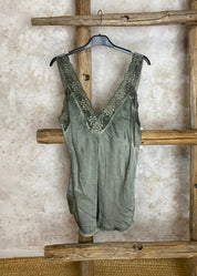 Toppi denisse eri värejä 0624 | khakinvihreä | toppi