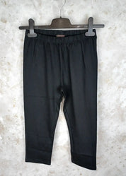 Trikoocapri zeze malus 690 musta - caprit ja legginsit