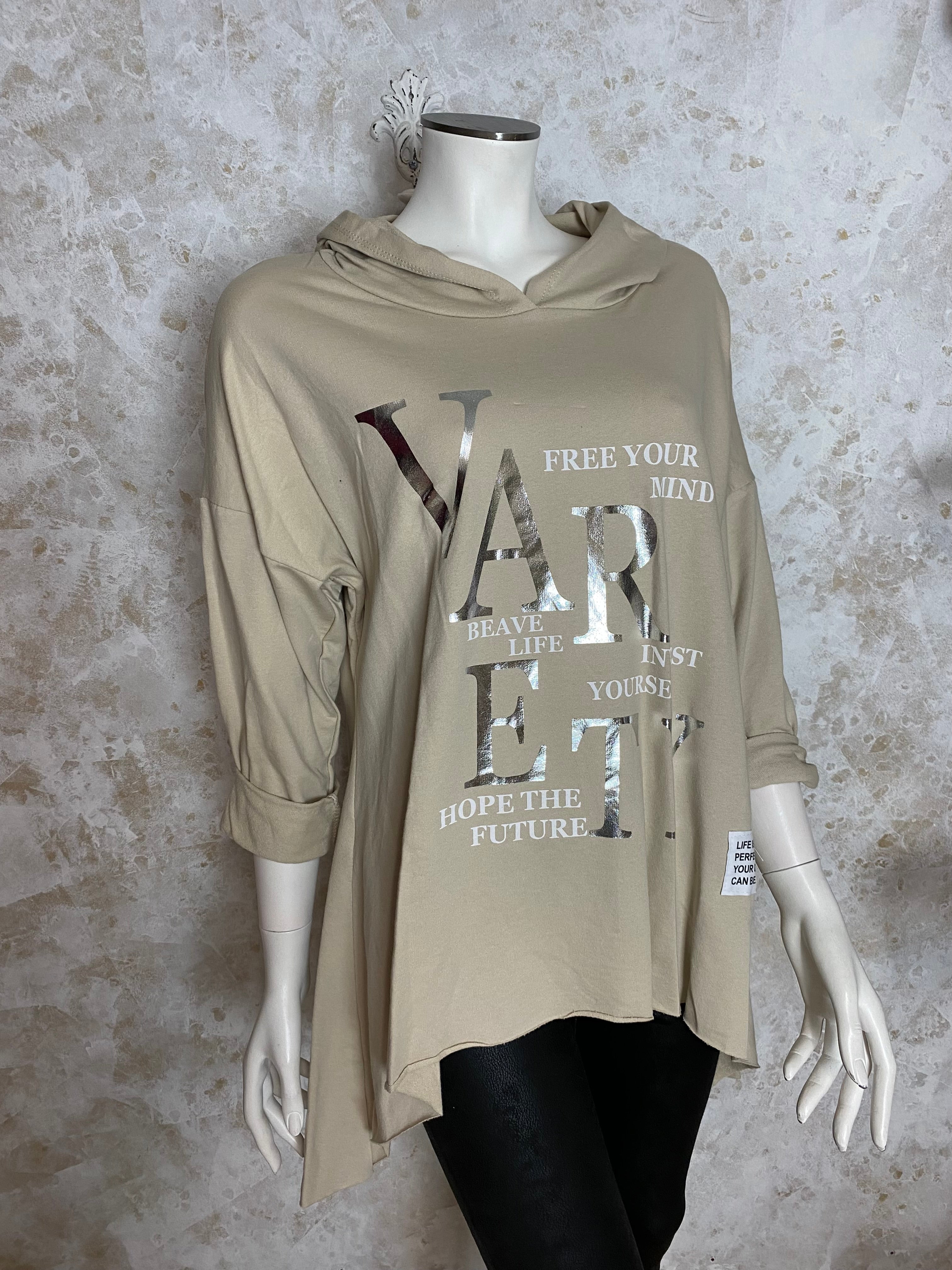 Naisten hupparitunika printillä, pehmeä joustava materiaali, A-linja, pidempi takaa, pitkät hihat ja laskettu olkalinja