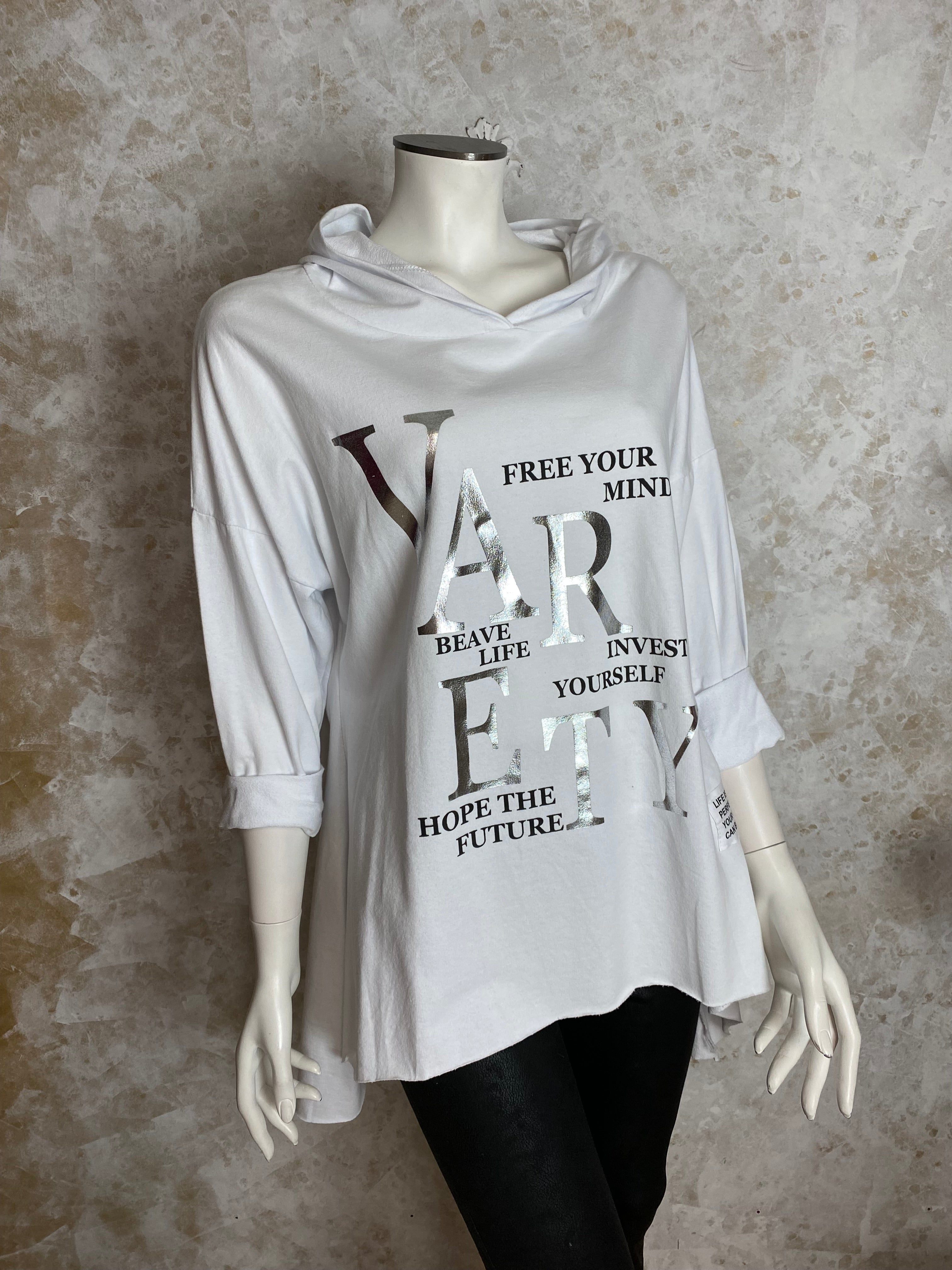 Naisten hupparitunika printillä, pehmeä joustava materiaali, A-linja, pidempi takaa, pitkät hihat ja laskettu olkalinja