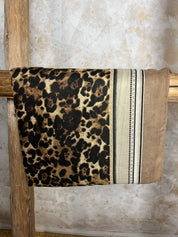 Leopardi huivi 1125, eri värejä