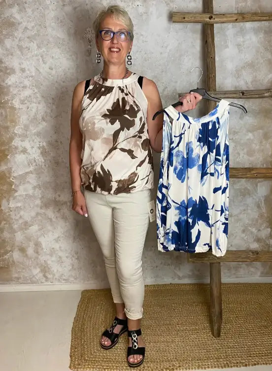 Naisten topit mukavuutta tyyliä ja helppoa yhdisteltävyyttä arkeen ja juhlaan