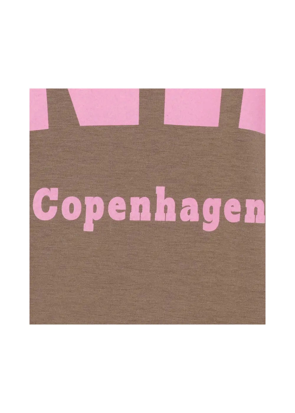 Taupen värinen oversized collegepaita printtikuviolla, pehmeä ja joustava materiaali, pitkät hihat ja O-pääntie