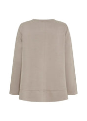 Trendikäs, pehmeä A-linjainen collegepaita Ciao-tekstillä arkeen; joustava kangas ja pidempi takahelma lisäävät mukavuutta.