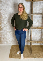 Trendikkäät korkeavyötäröiset jeggingsit naisille, pehmeä stretch, kuminauhavyötärö, kapeneva lahje ja käytännölliset taskut