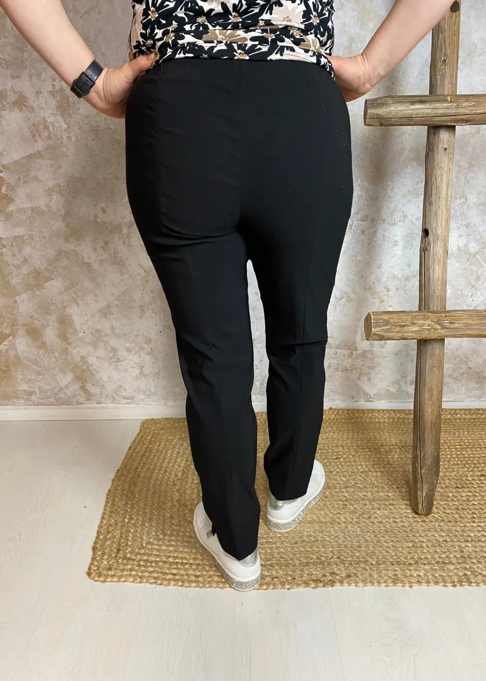 Naisten klassiset stretch-housut hyppyhousumallilla, korkea vyötärö ja kapeneva lahje, sopii työ- ja vapaa-ajan asuihin