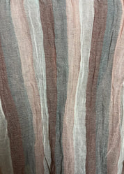 Huivi 113019 puna-harmaa-valkoraitainen 01125