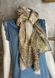 Huivi kultakukka 1125