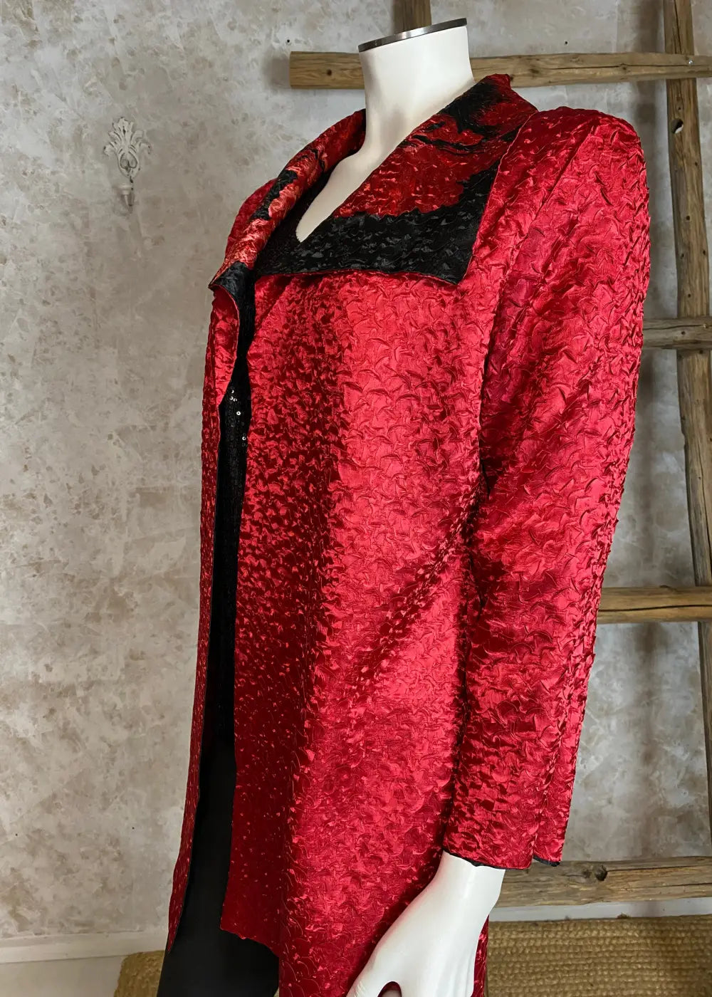 Kääntöjakku red rose punamusta 1124 - takki