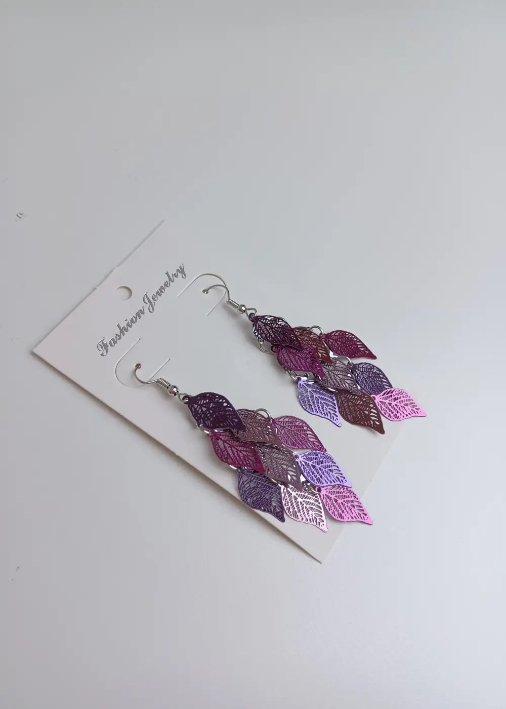 Korvakorut eger eri värejä | violetti-pinkki | korut