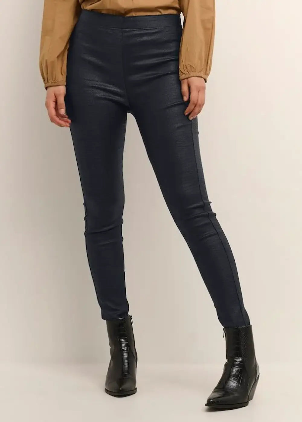 Koutattu jeggins cream tabea musta 0923 - housut