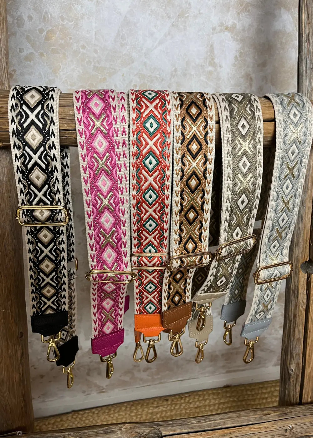 laukkuhihna-fp-pattern-eri-vaerejae-laukut-mervin-putiikki-merci-520.webp