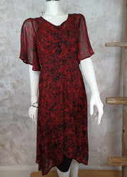 Mekko cream chery 0723 punamusta - mekko
