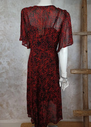 Mekko cream chery 0723 punamusta - mekko