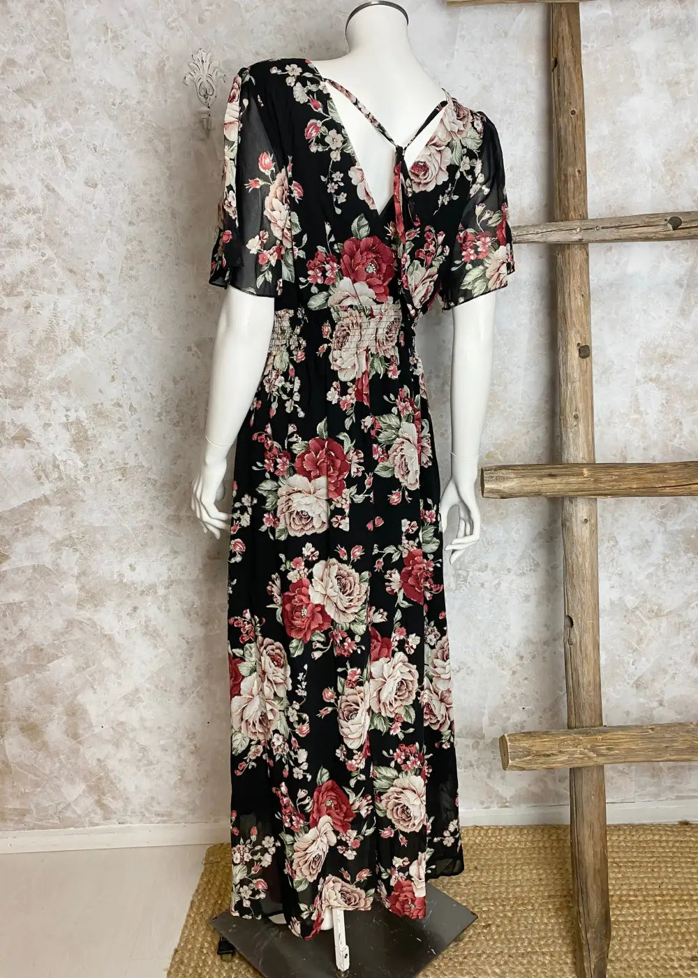 Mekko donna punamusta 0525 - mekko
