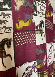 Persoonallinen pitkähihainen neulepusero ohutta joustavaa neulosta, hevosaiheinen ruutukuvio ja glitter-ommel hihansuissa ja helmassa