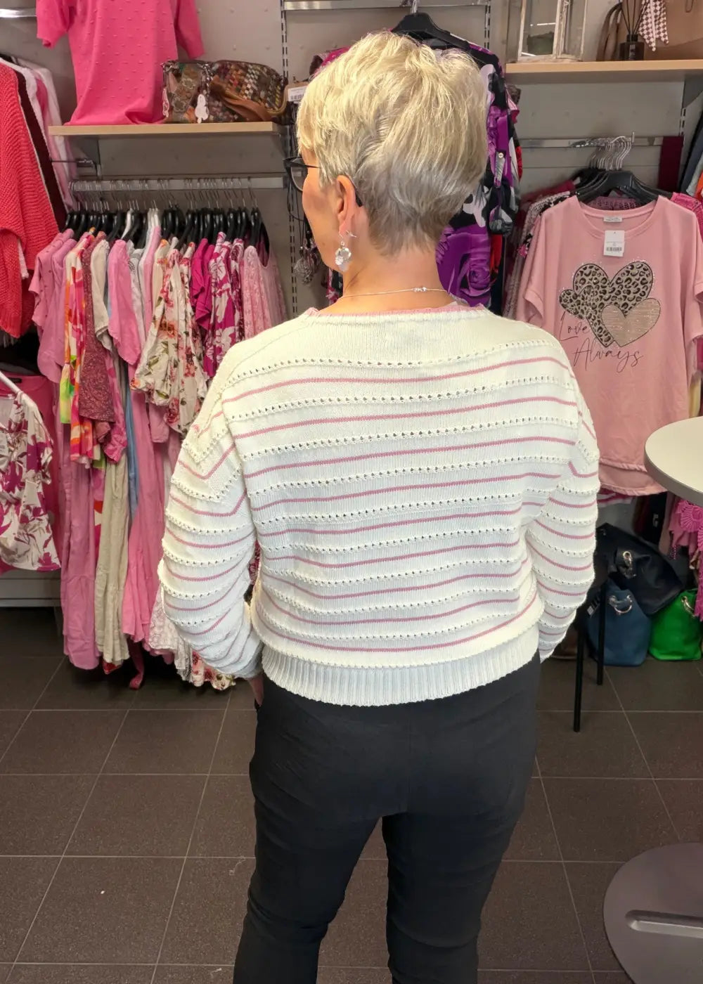Neule Kristiina luonnonvalkoinen 0626