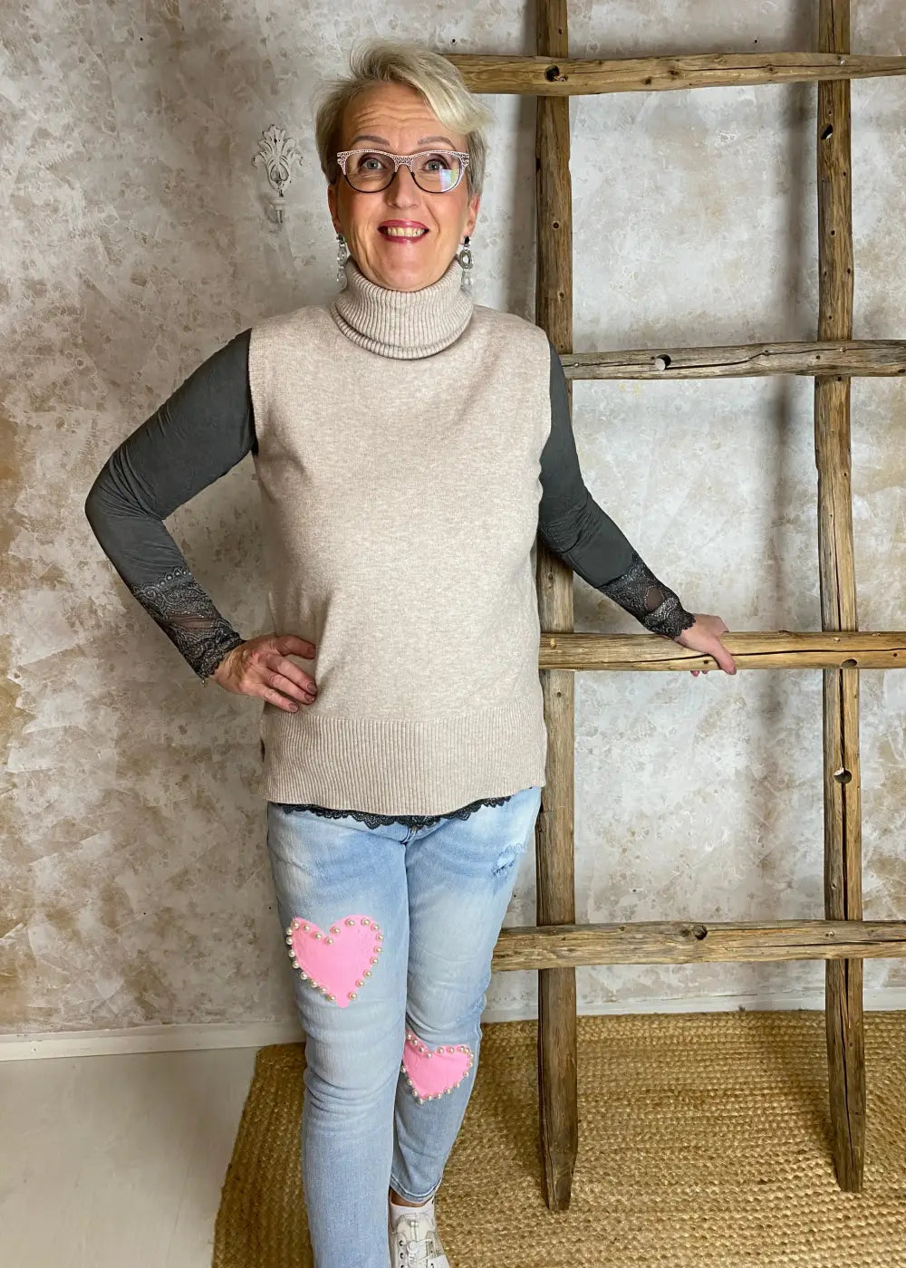 Neuleliivi magnolia eri värejä 0125 - neule