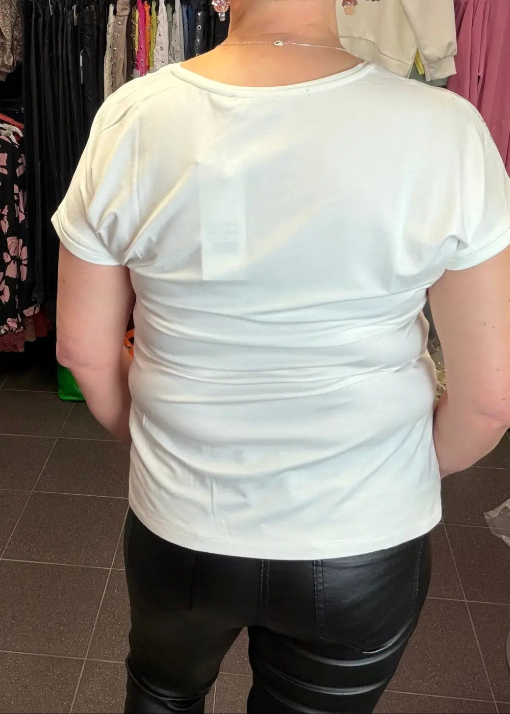 Naisten lyhythihainen pusero strassikoristeella, kimaltava etuosa, joustava takaosa, O-pääntie ja holkkihihat juhlaan ja vapaa-aikaan