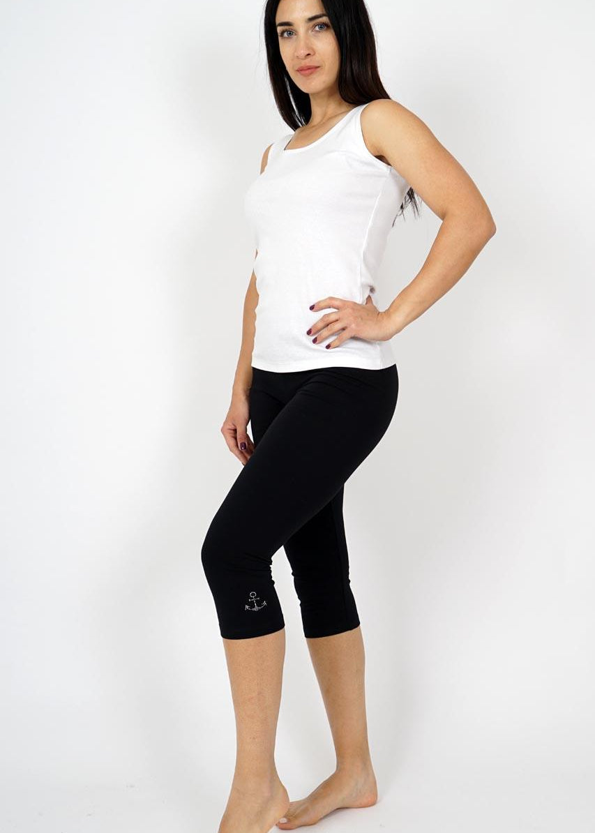 Naisten mustat trikoocaprit, ankkuriblingi lahkeissa, ohut joustava trikoo ja korkea vyötärö