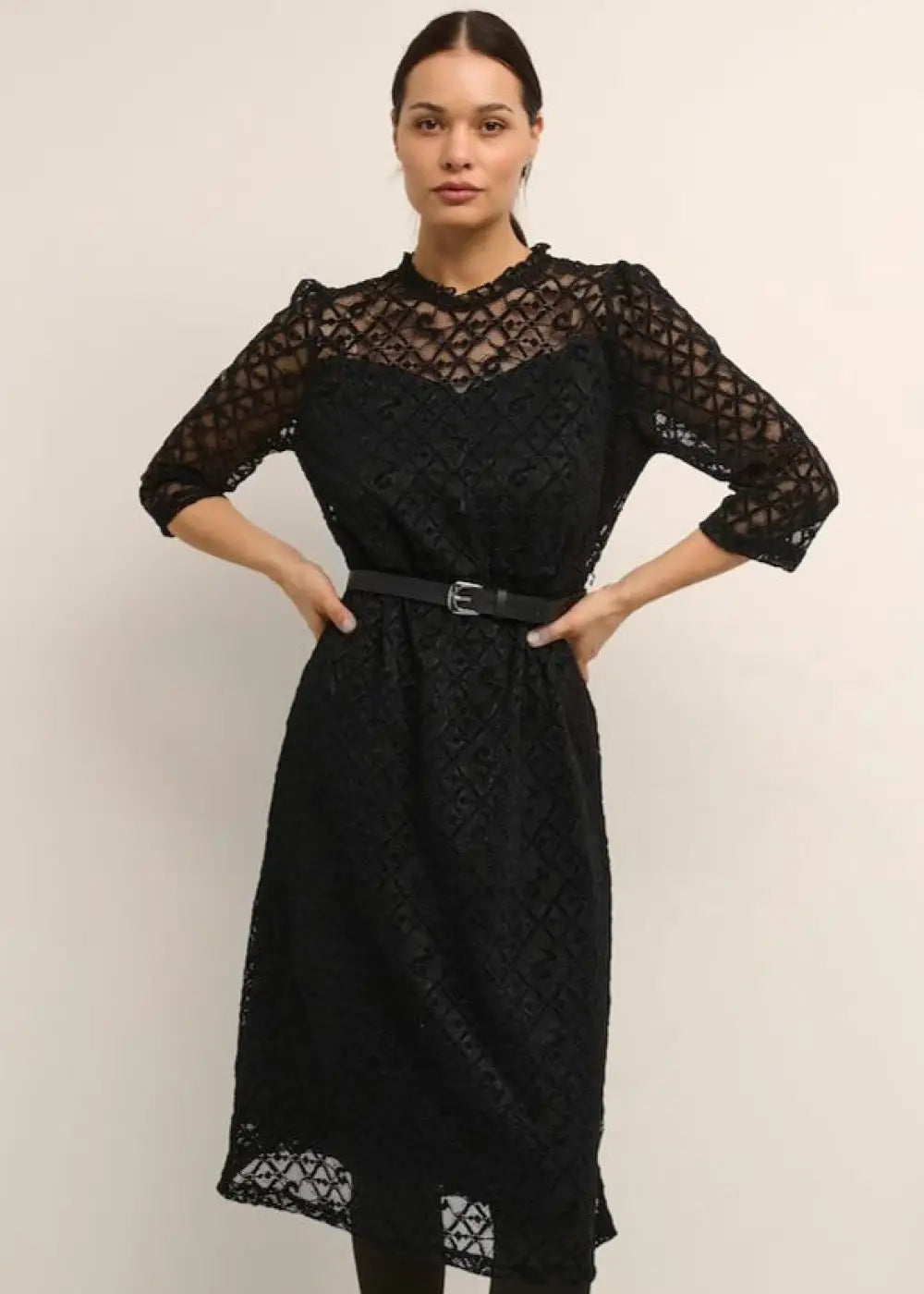 Pitsimekko gila cream musta - mekko