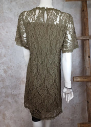 Pitsimekko kit lace cream 0723 vihreä | mekko