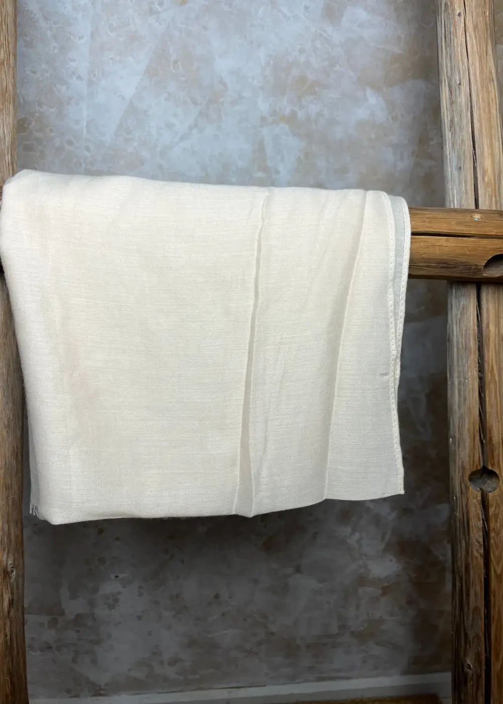Yksivärinen huivi eri värejä 1125 | beige | huivit