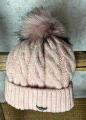 Yksivärinen talvipipo tupsulla 1125